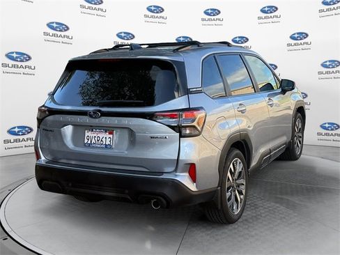 Used 2025 Subaru Forester Touring w/ Popular Package - Touring image 4