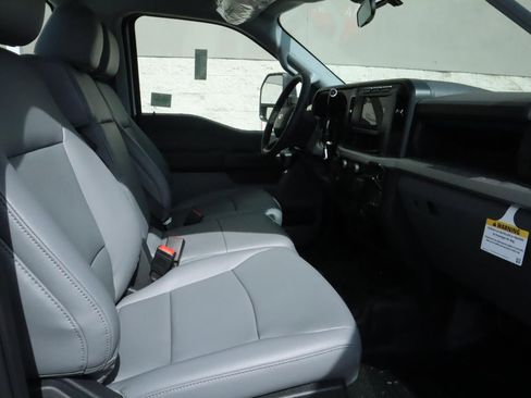 New 2024 Ford F450 XL w/ XL Chrome Package image 23