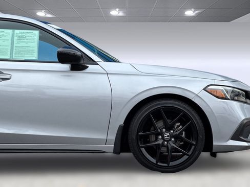 Used 2023 Honda Civic Sport image 33