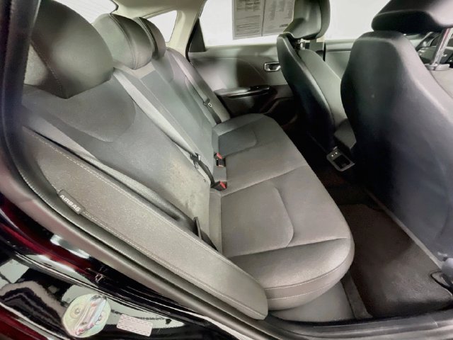 Used 2025 Kia K4 FWD image 26