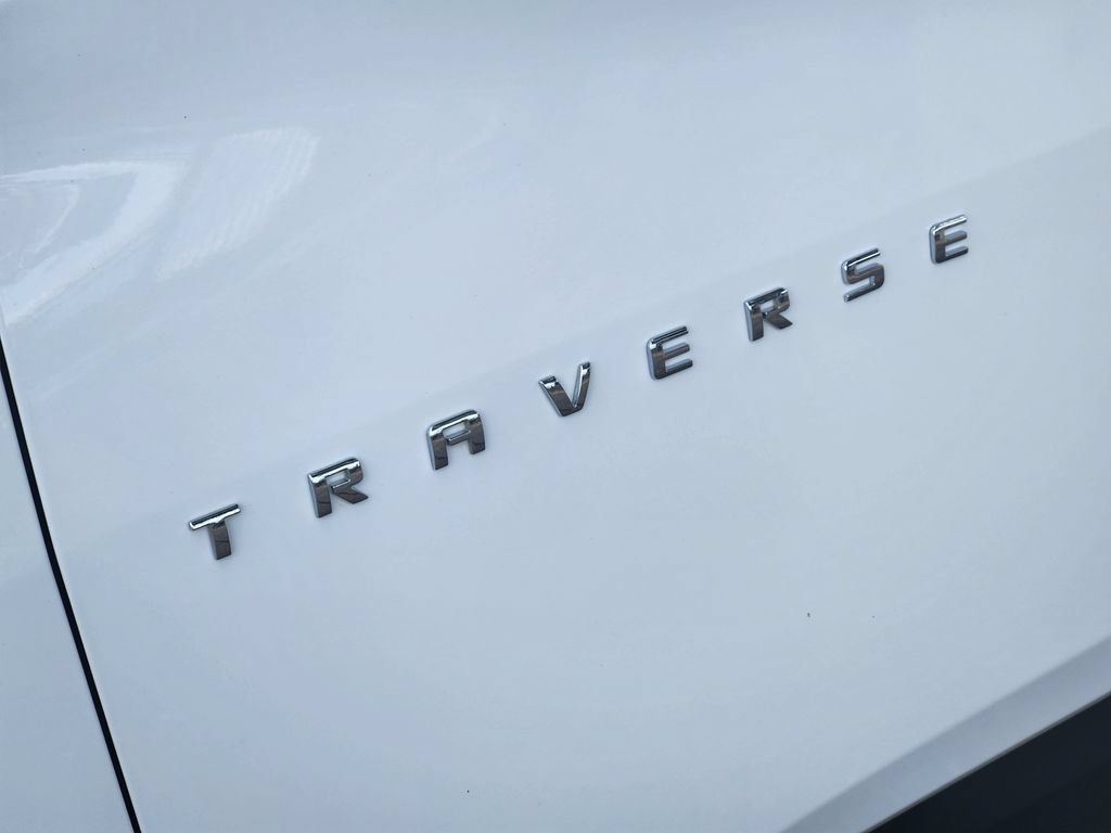 Used 2023 Chevrolet Traverse LT AWD/4WD image 31