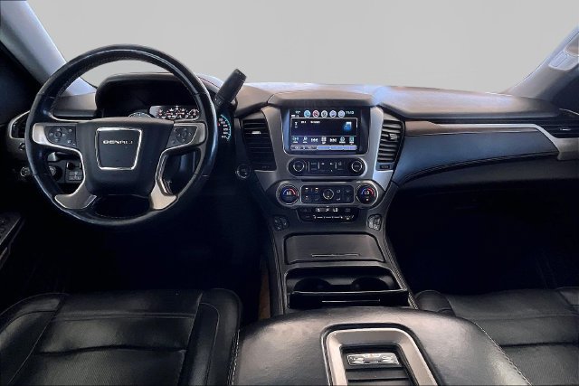 Used 2019 GMC Yukon XL Denali w/ Denali Ultimate Package AWD/4WD image 7