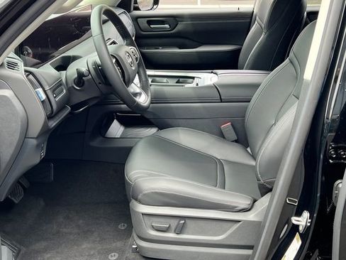 New 2026 Nissan Armada SV image 20