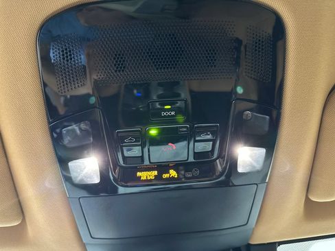 Used 2025 Lexus NX 350h AWD w/ Cold Area Package image 33
