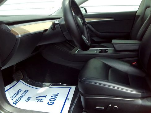 Used 2023 Tesla Model 3 Standard Range RWD image 25