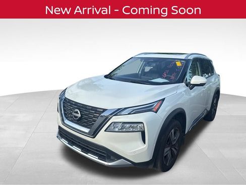 Certified 2023 Nissan Rogue Platinum w/ Platinum Premium Package AWD/4WD image 2