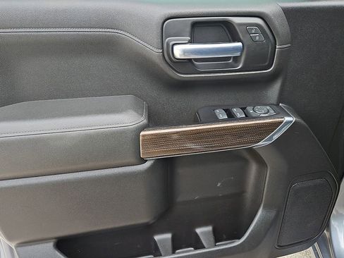 Used 2019 Chevrolet Silverado 1500 LT w/ Texas Edition image 21