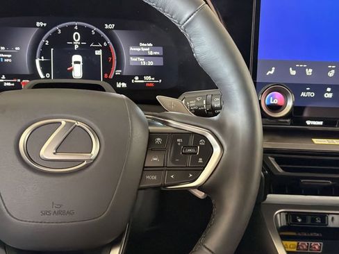 Certified 2026 Lexus TX 350 AWD w/ Technology Package image 16