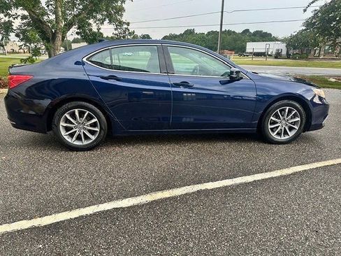 Used 2018 Acura TLX w/ Technology Package FWD image 7