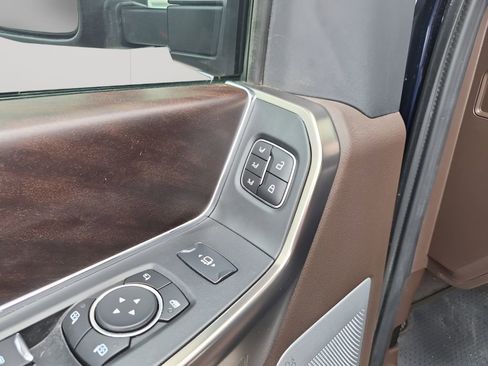 Used 2023 Ford F350 King Ranch w/ Chrome Package image 27