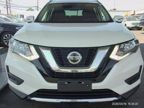 Used 2018 Nissan Rogue SV AWD/4WD image 2