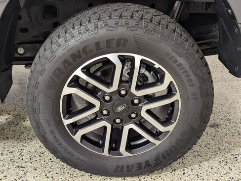 Used 2024 Ford Ranger Lariat w/ Trailer Tow Package image 32