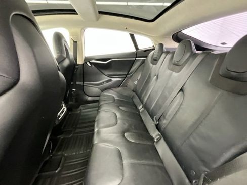 Used 2014 Tesla Model S image 8
