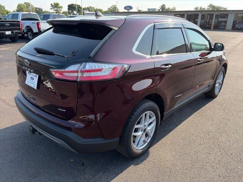 Used 2024 Ford Edge SEL w/ Convenience Package AWD/4WD image 5