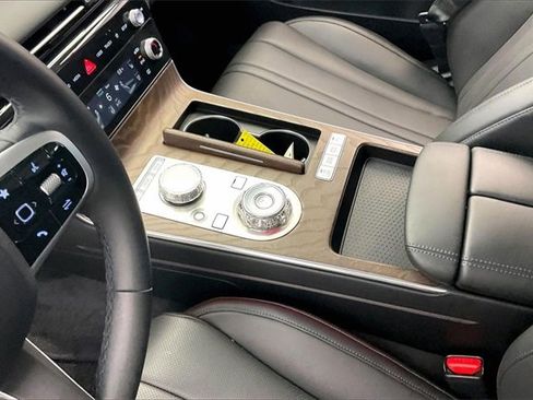 Used 2025 Genesis G80 2.5T Advanced image 16