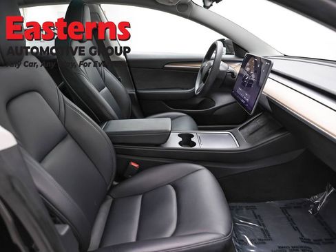 Used 2023 Tesla Model 3 Standard Range image 18