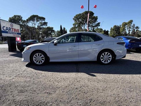 Used 2024 Toyota Camry LE image 9