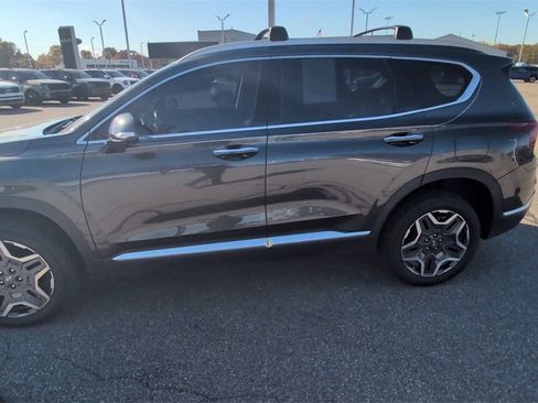 Used 2023 Hyundai Santa Fe Limited image 5