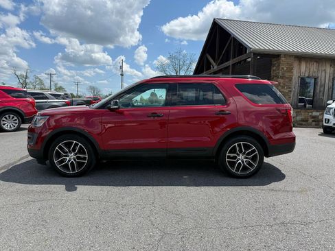 Used 2016 Ford Explorer Sport w/ Equipment Group 401A image 3