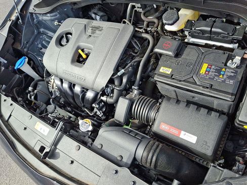 Used 2022 Kia Soul LX image 27