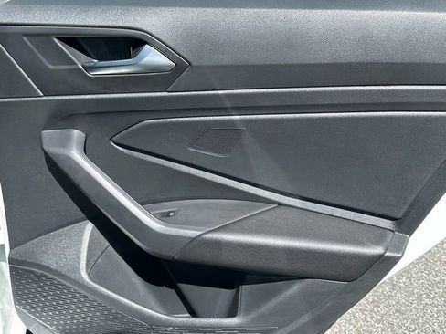 Used 2025 Volkswagen Jetta S image 32