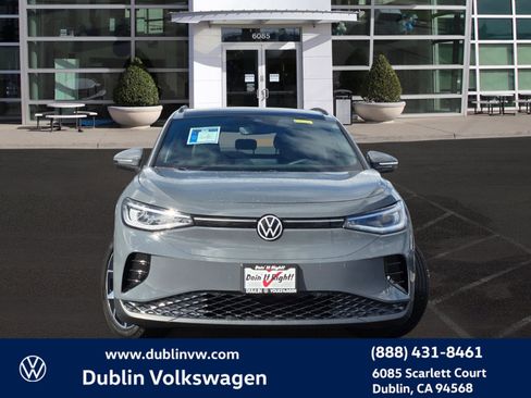 Certified 2023 Volkswagen ID.4 Pro S image 2