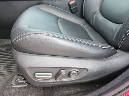 Used 2022 Toyota RAV4 XLE image 13