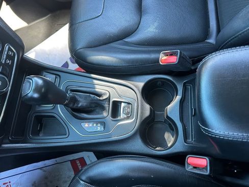 Certified 2021 Jeep Cherokee Latitude Lux image 11