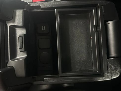 Used 2018 MAZDA MAZDA3 Touring FWD image 15