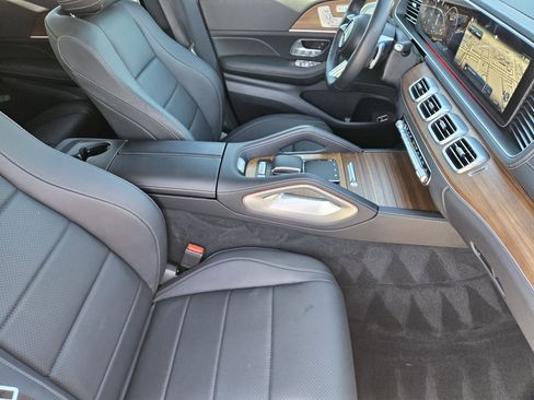 Certified 2025 Mercedes-Benz GLS 450 4MATIC image 14