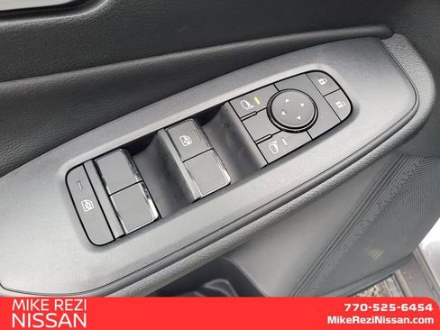 New 2026 Nissan Sentra SV w/ SV Convenience Package FWD image 12