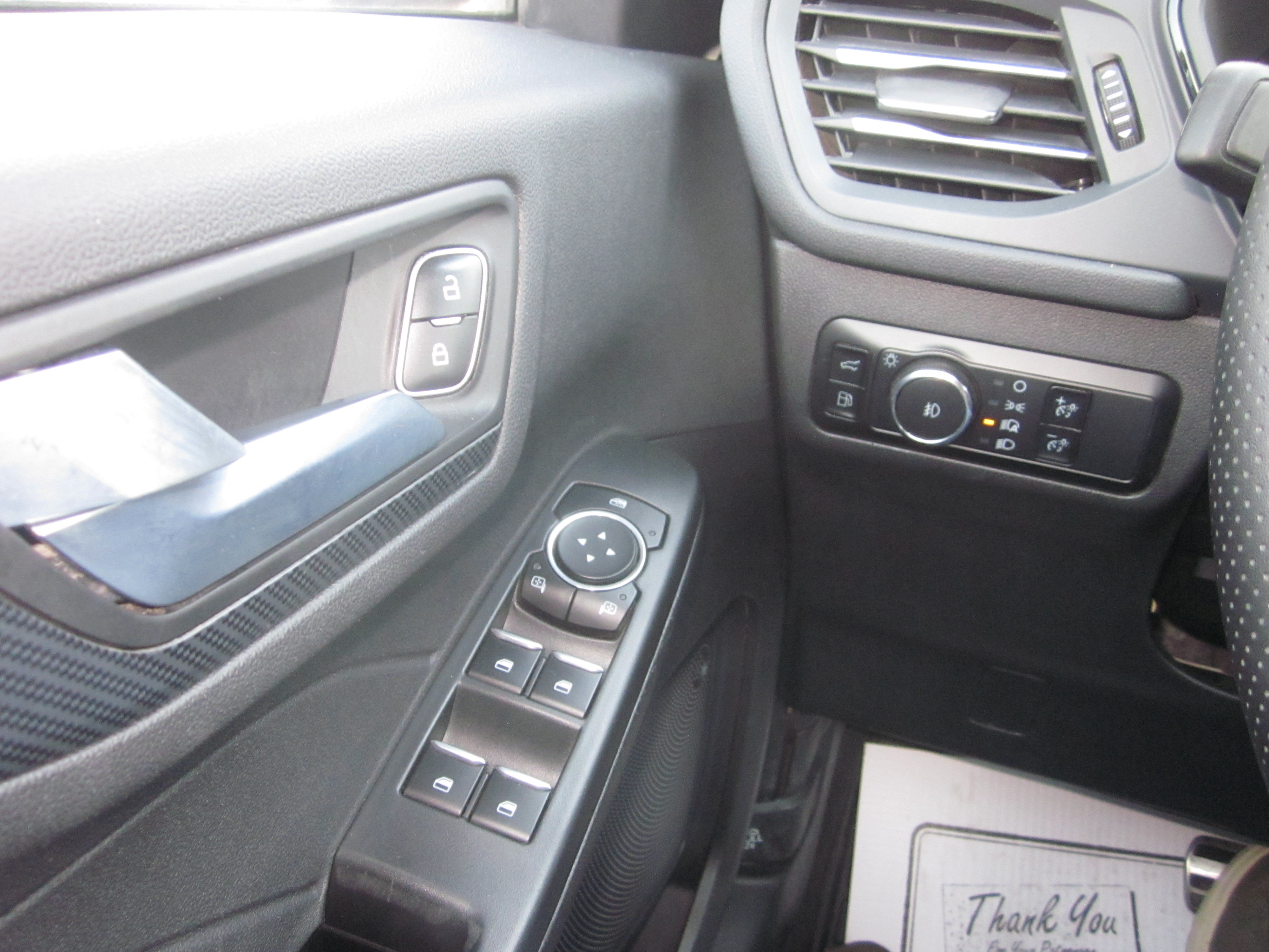 Used 2023 Ford Escape ST-Line Select AWD/4WD image 21