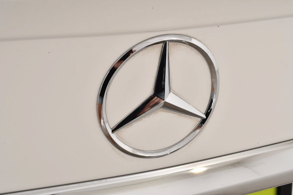 Used 2017 Mercedes-Benz C 300 4MATIC Sedan image 22
