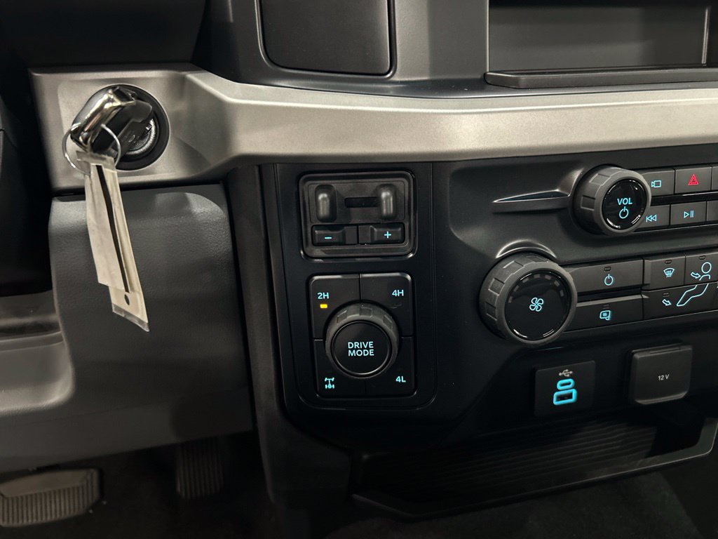 New 2027 Ford F350 XL w/ STX Appearance Package AWD/4WD image 17
