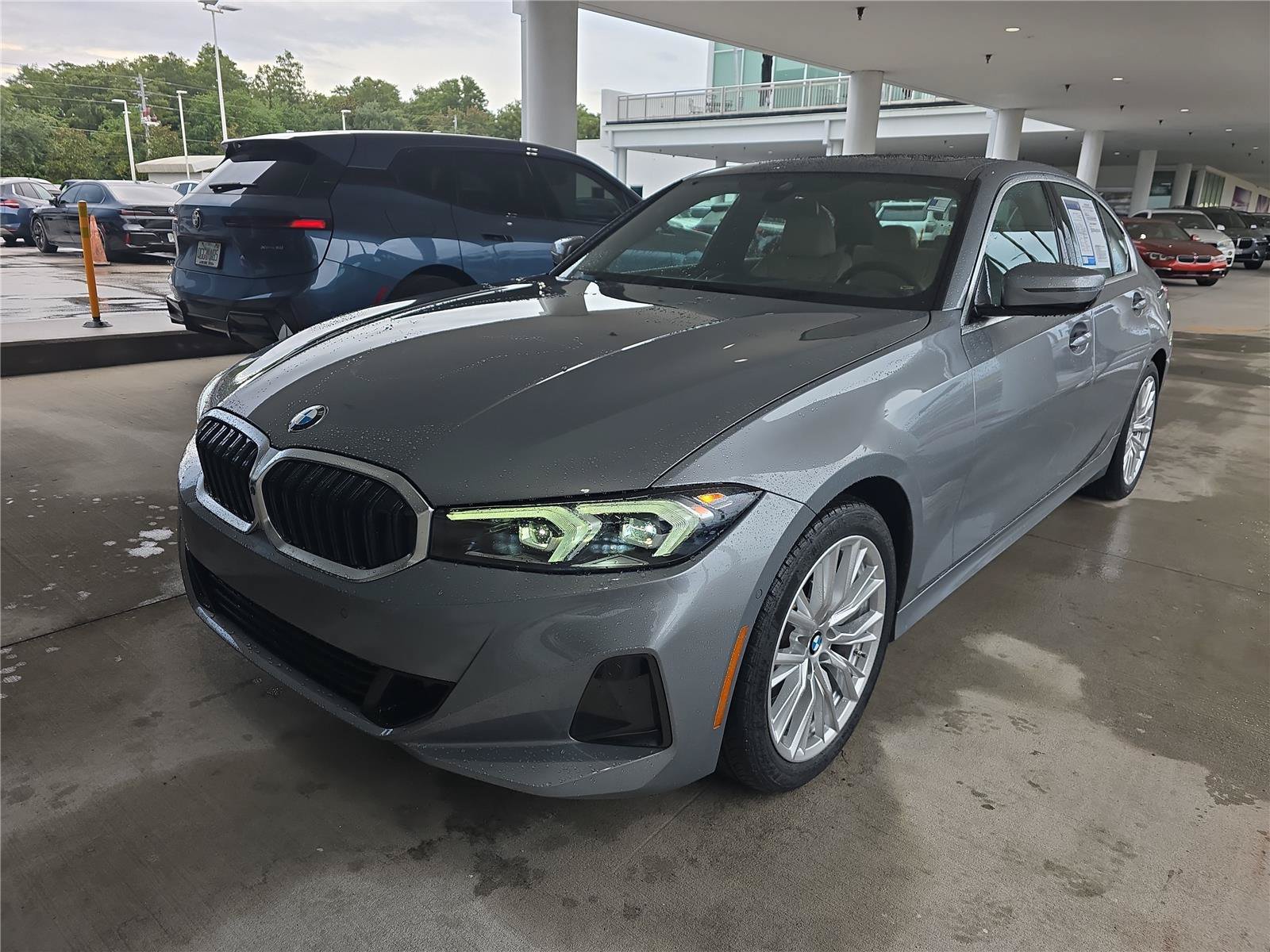 Certified 2024 BMW 330i Sedan w/ Premium Package RWD image 6