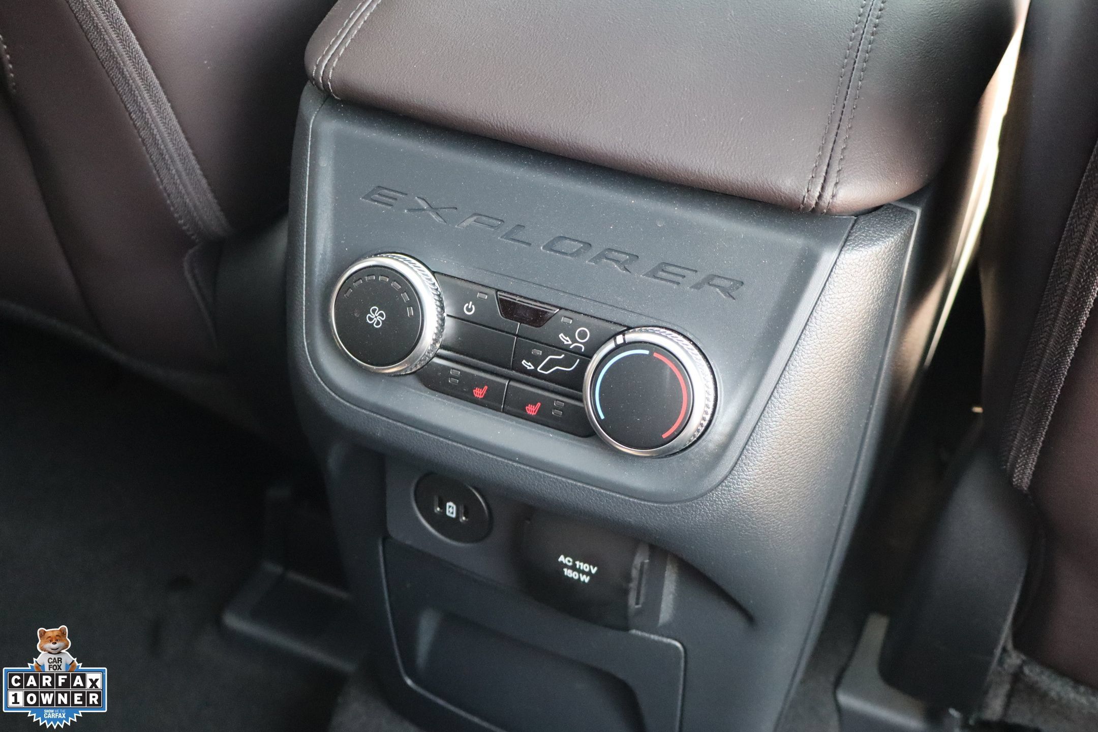 Certified 2025 Ford Explorer Platinum RWD image 30
