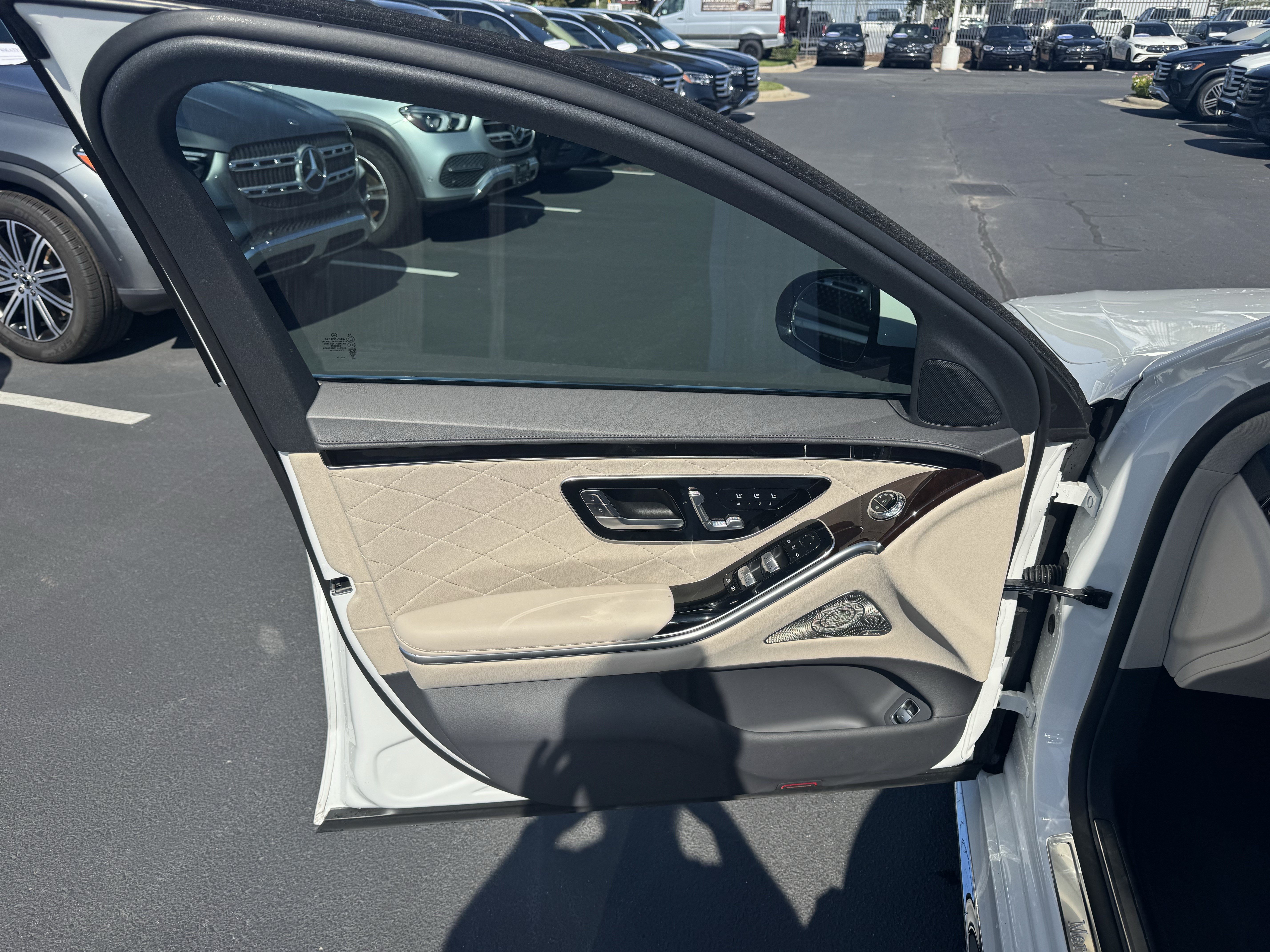 Certified 2026 Mercedes-Benz S 500 4MATIC image 14