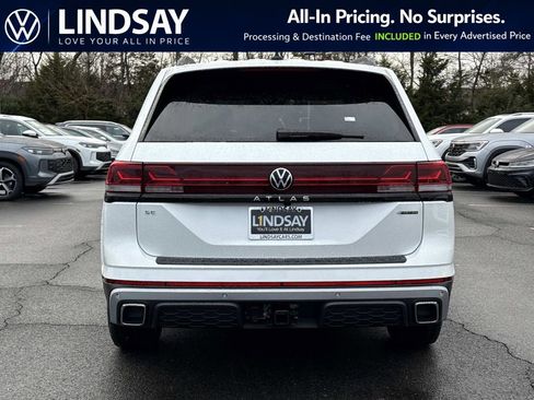 New 2026 Volkswagen Atlas Peak Edition AWD/4WD image 4