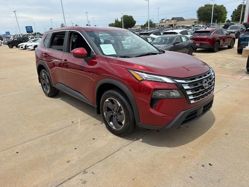Used 2026 Nissan Rogue SV FWD image 7