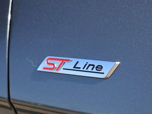 Used 2021 Ford Edge ST-Line image 19