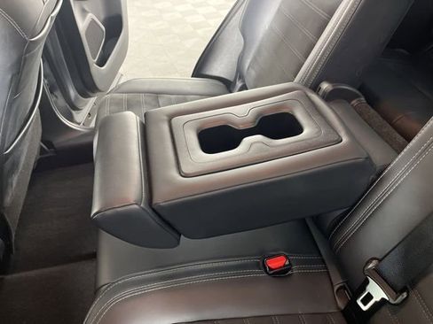 Used 2024 Mitsubishi Outlander SE image 44