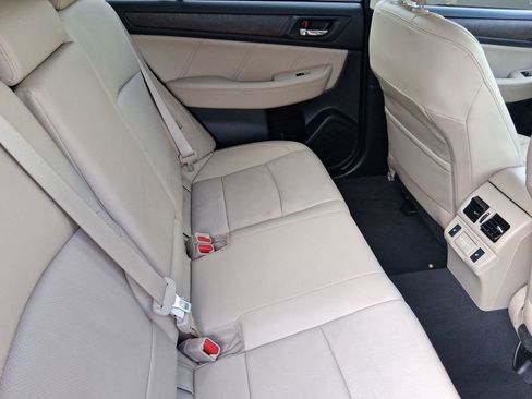 Used 2018 Subaru Outback 2.5i Limited w/ Popular Package #2 image 28