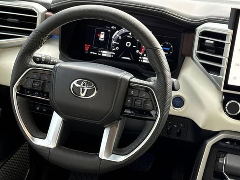 Used 2024 Toyota Sequoia Capstone image 15