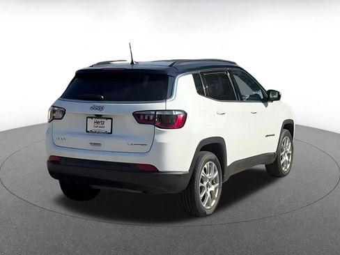 Used 2025 Jeep Compass Limited AWD/4WD image 12