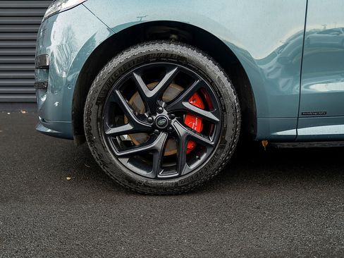 Used 2025 Land Rover Range Rover Sport Autobiography image 25