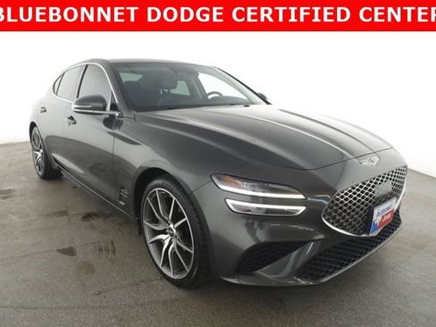 Used 2023 Genesis G70 2.0T image 3