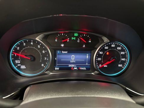 Certified 2024 Chevrolet Equinox RS w/ LPO, Floor Liner Package image 15