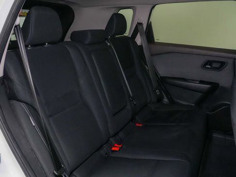 Used 2023 Nissan Rogue S FWD image 22