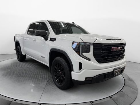 Used 2025 GMC Sierra 1500 Elevation w/ Preferred Package AWD/4WD image 4