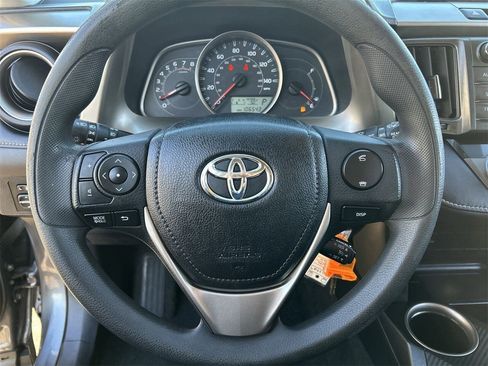 Used 2013 Toyota RAV4 XLE image 20
